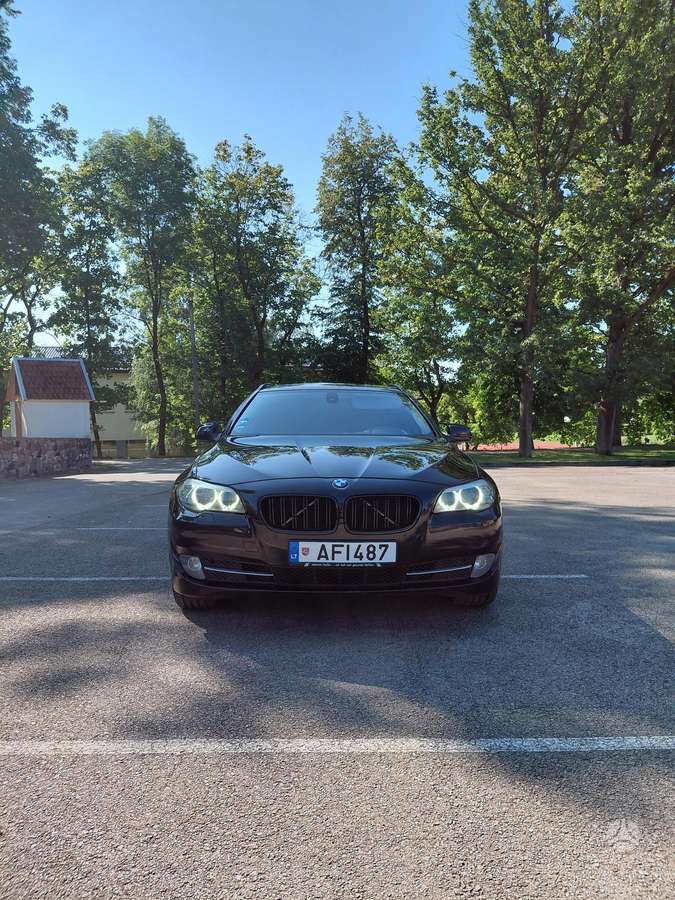 BMW 520, 2.0 l., universalas
