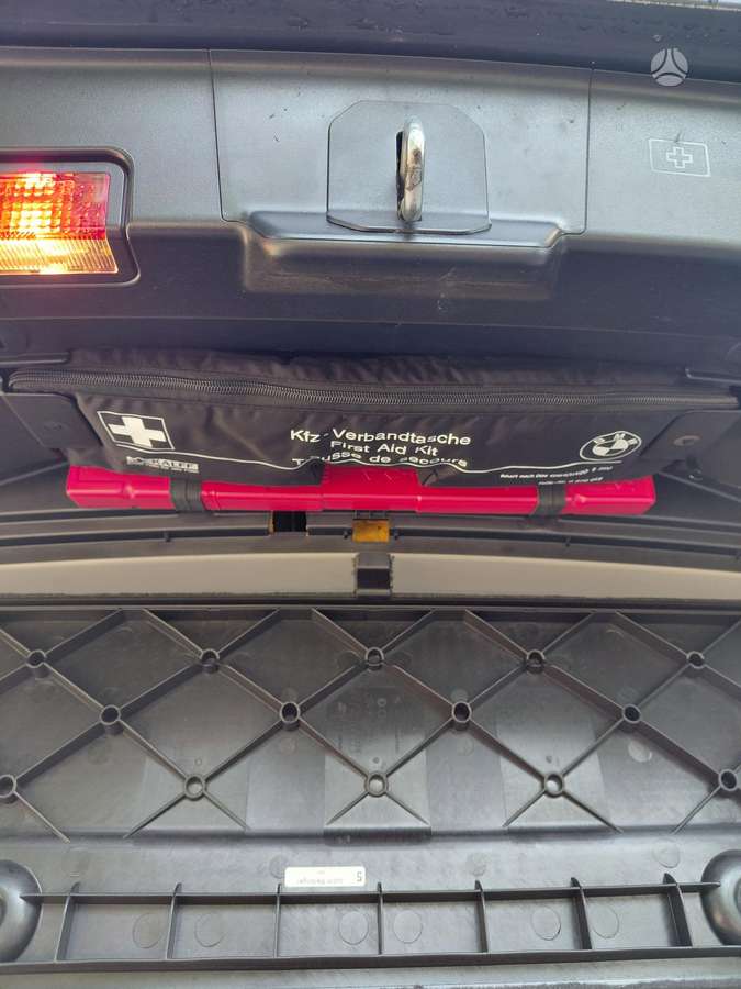 BMW 520, 2.0 l., universalas