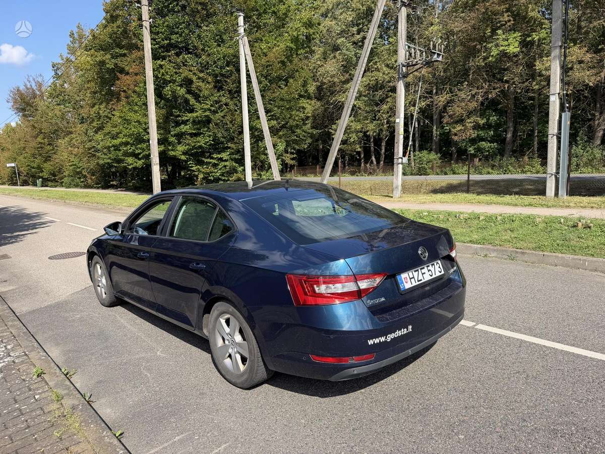 Skoda Superb, 2.0 l., Хэтчбек
