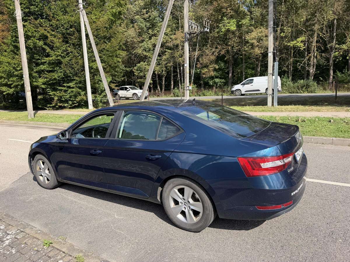 Skoda Superb, 2.0 l., Хэтчбек