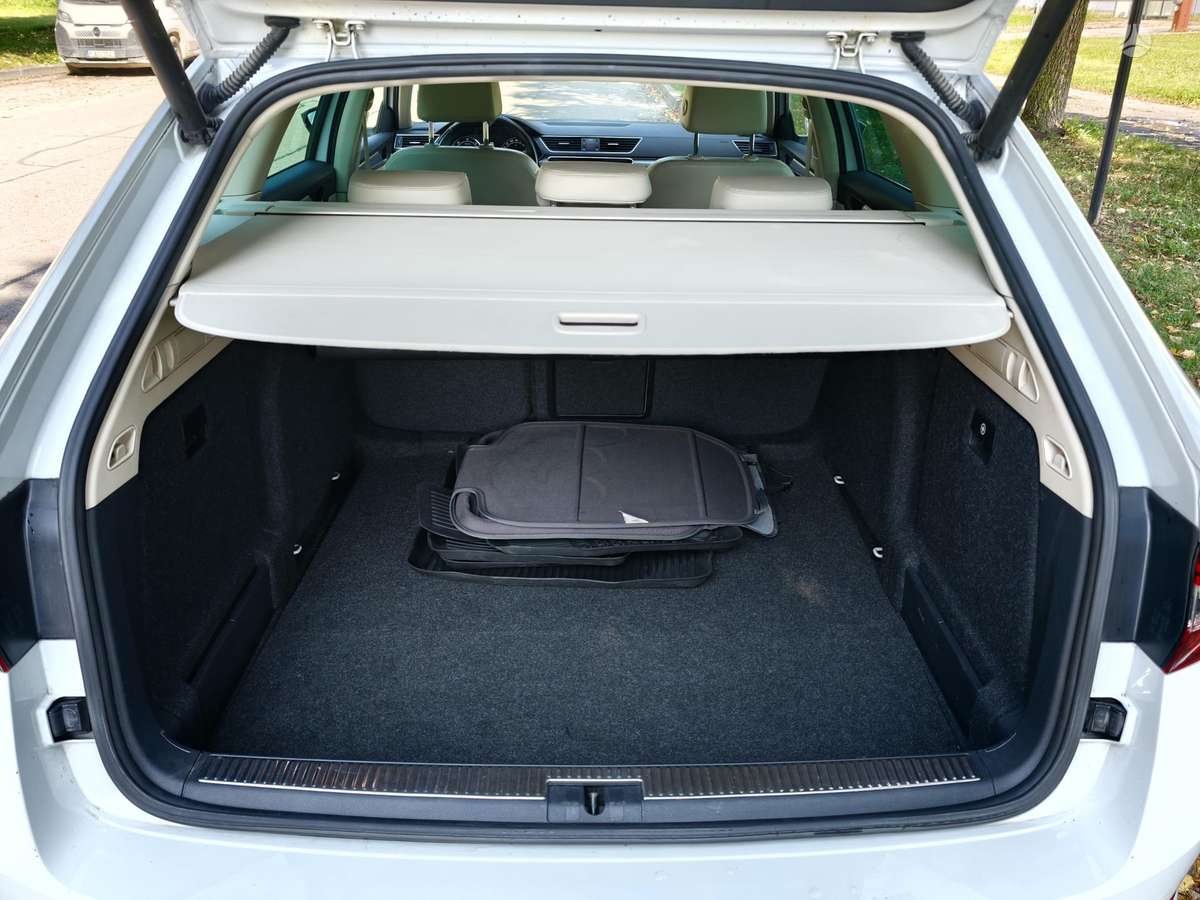 Skoda Superb, 2.0 l., Универсал