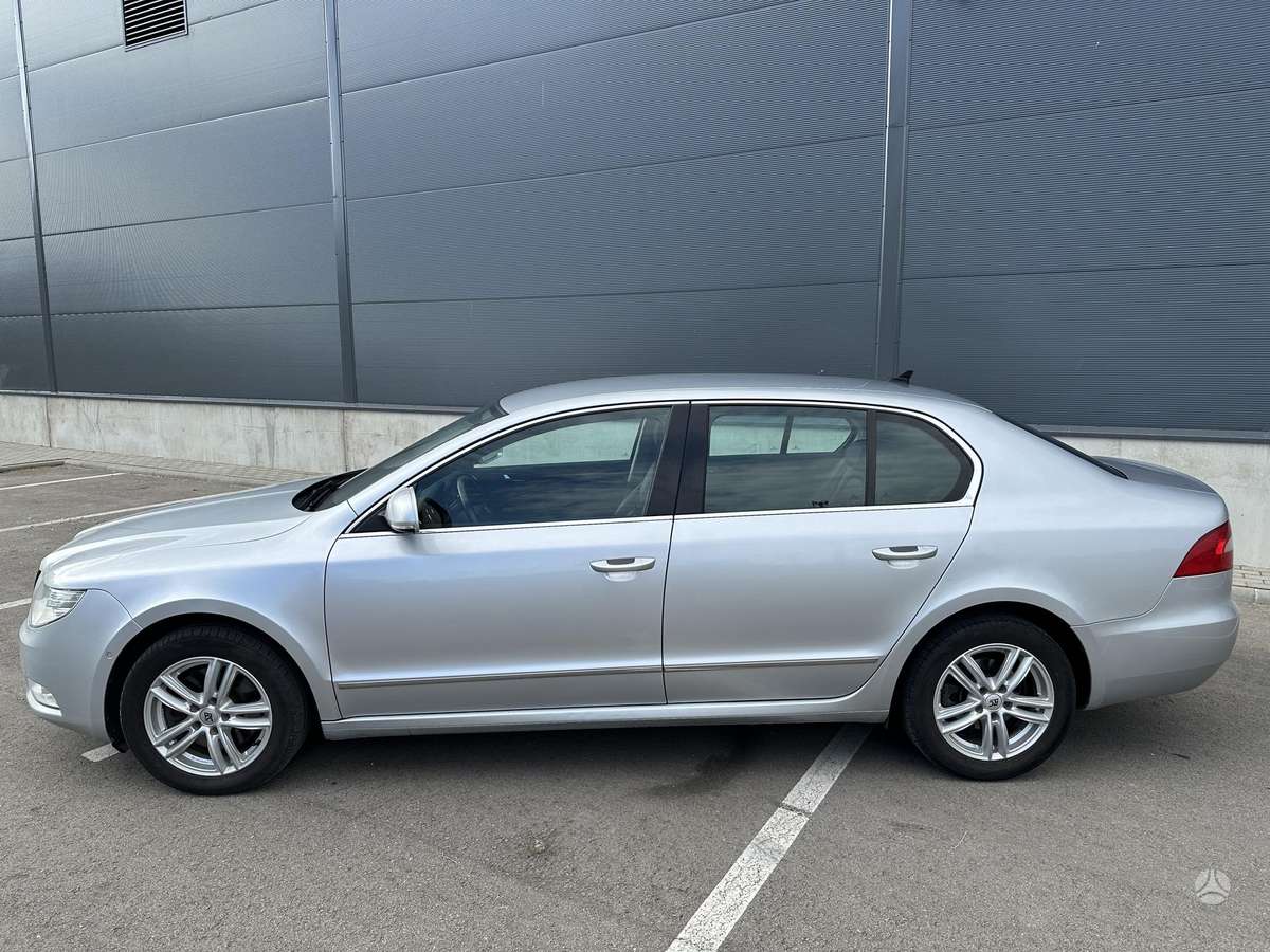 Škoda Superb - 2