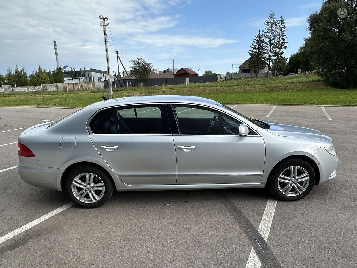 Škoda Superb - 6