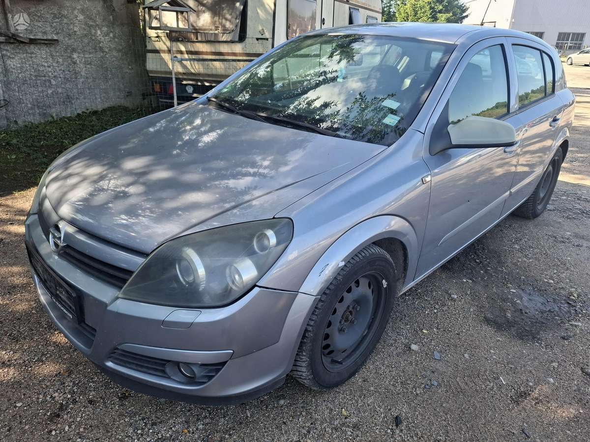 Opel Astra, 1.7 l., hatchback