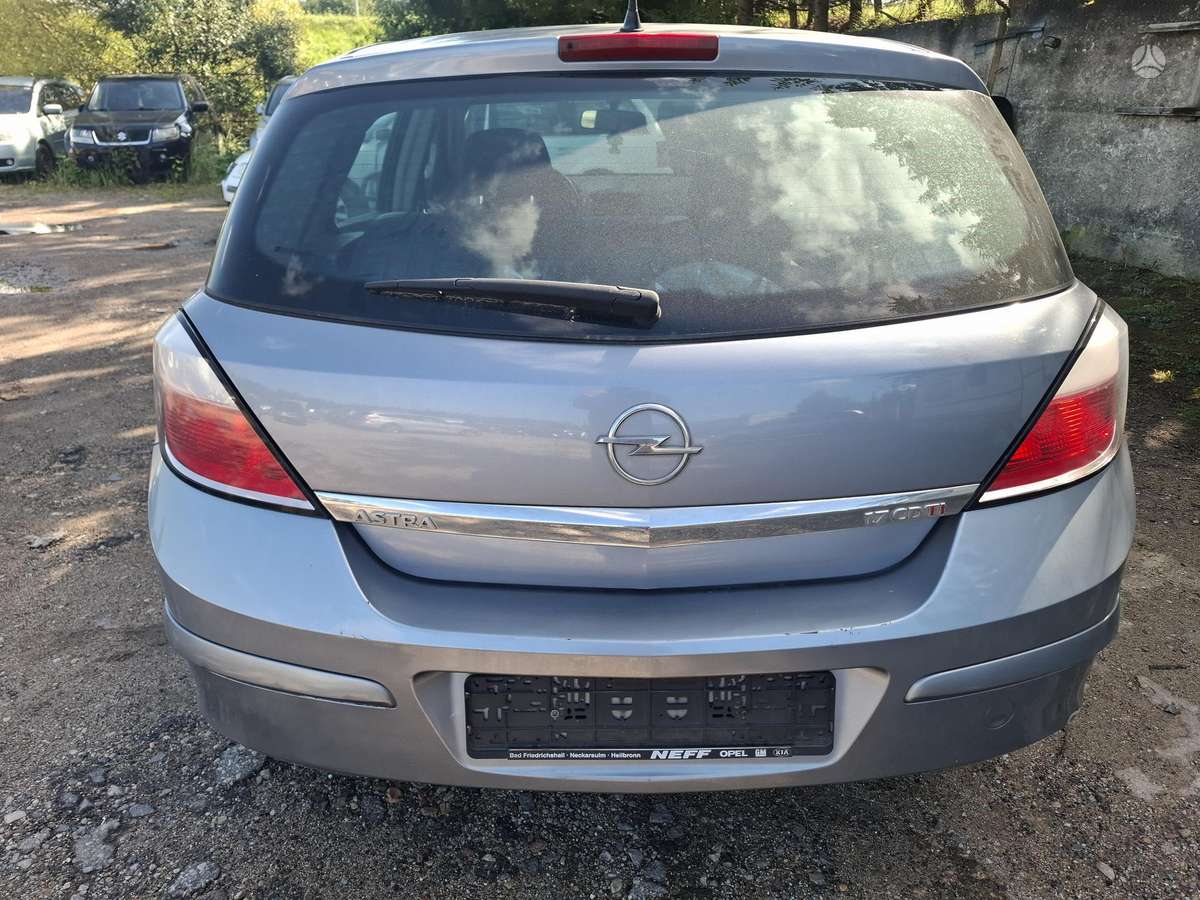 Opel Astra, 1.7 l., hatchback