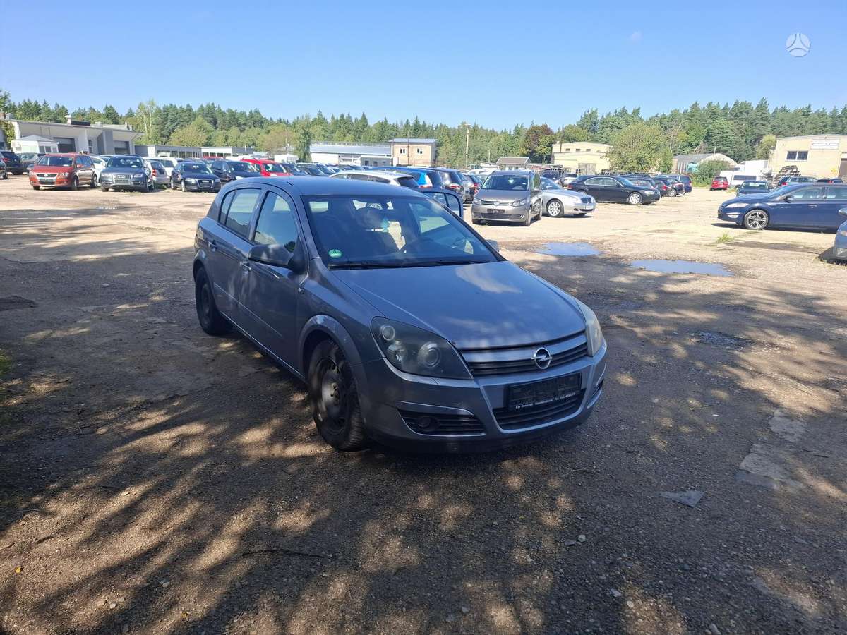 Opel Astra, 1.7 l., hatchback