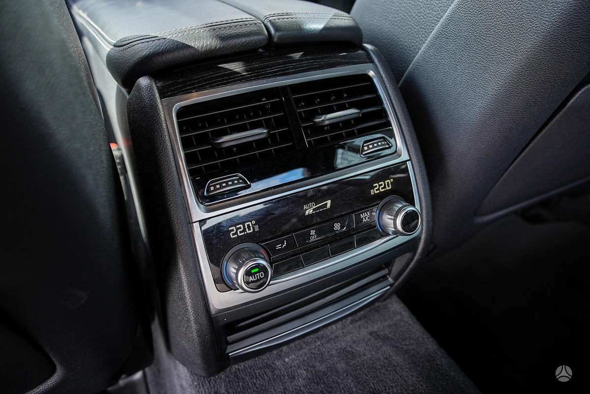 BMW 730, 3.0 l., Седан