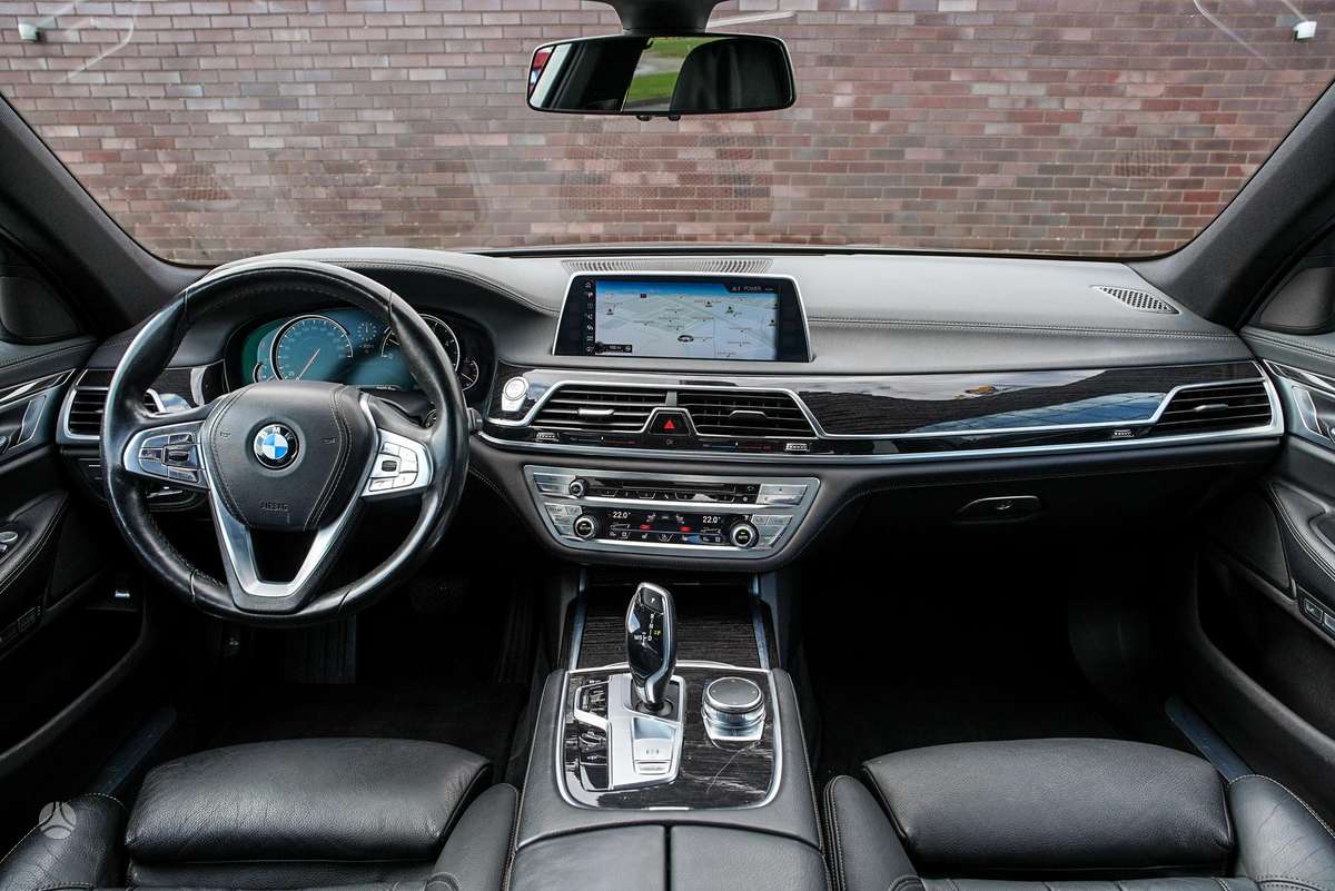 BMW 730, 3.0 l., Седан