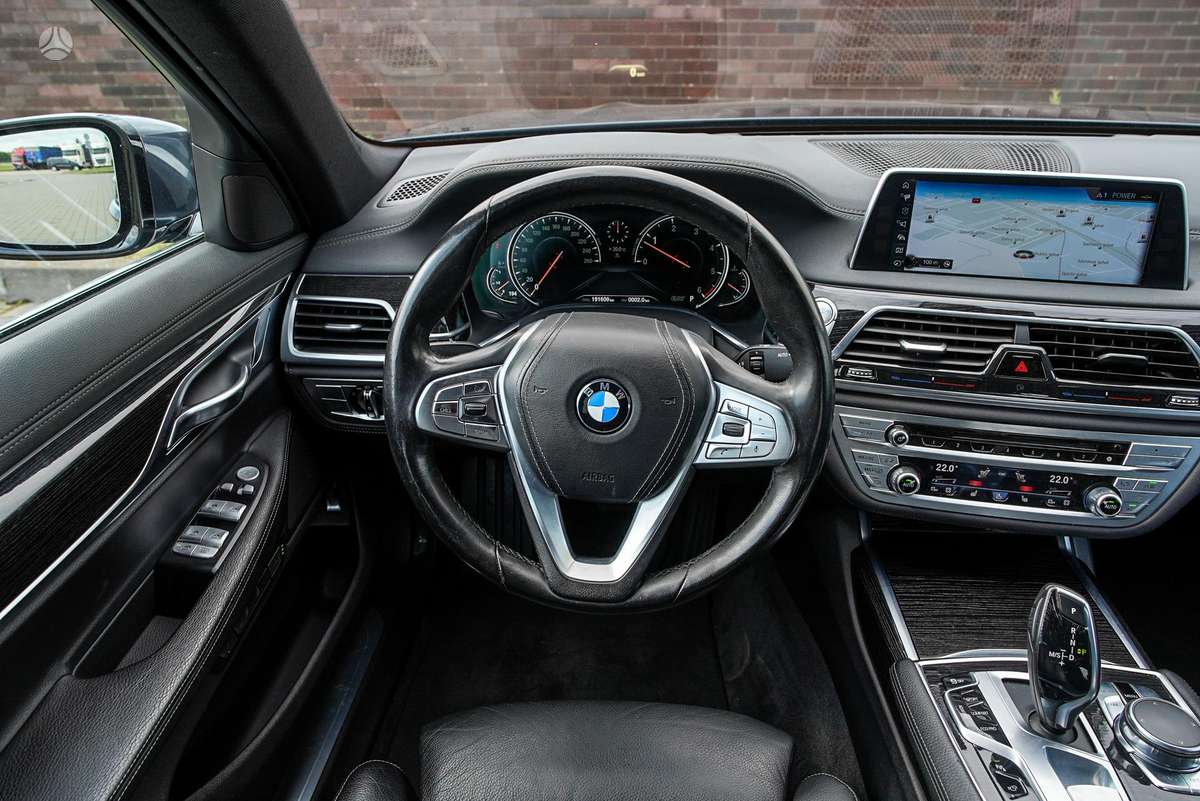 BMW 730, 3.0 l., Седан
