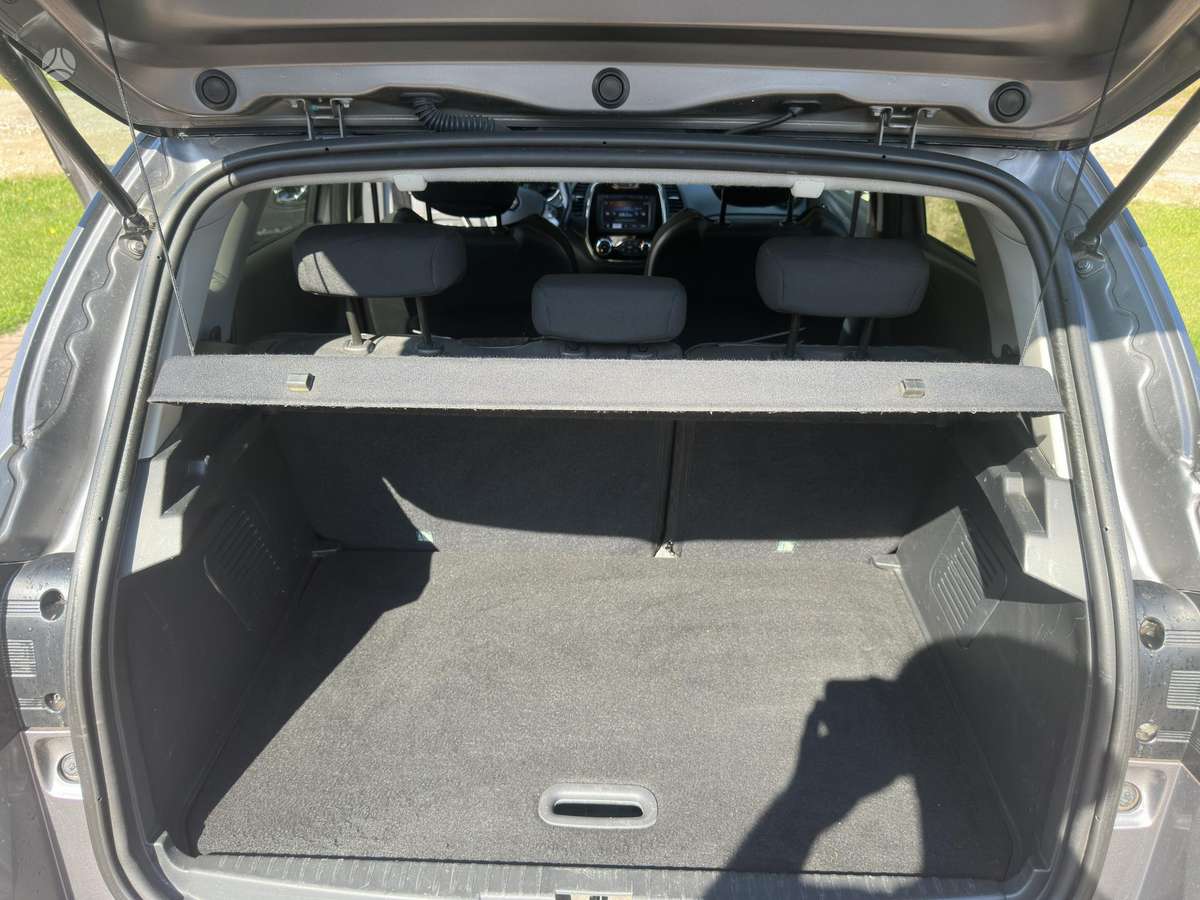 Renault Captur, 1.5 l., off-road / crossover