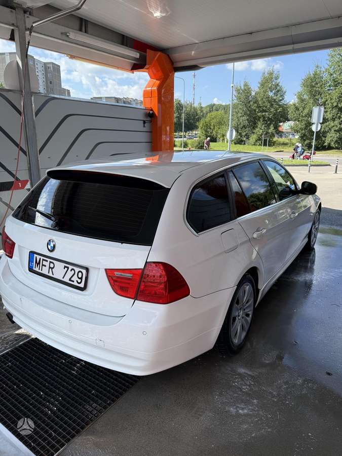 BMW 318, 2.0 l., Универсал