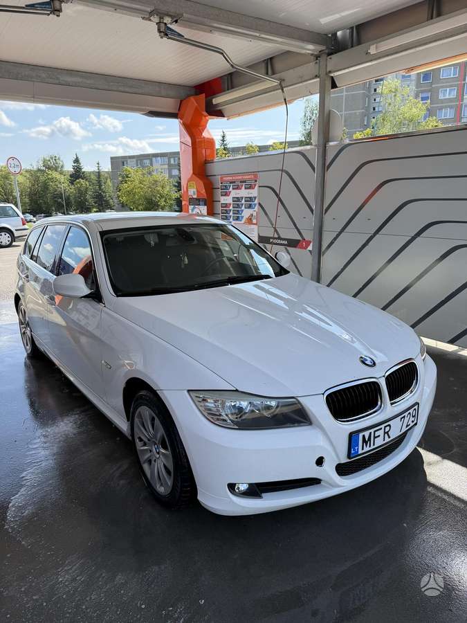 BMW 318, 2.0 l., Универсал