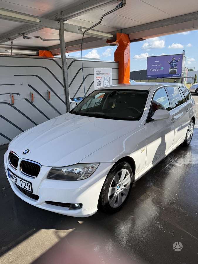 BMW 318, 2.0 l., Универсал