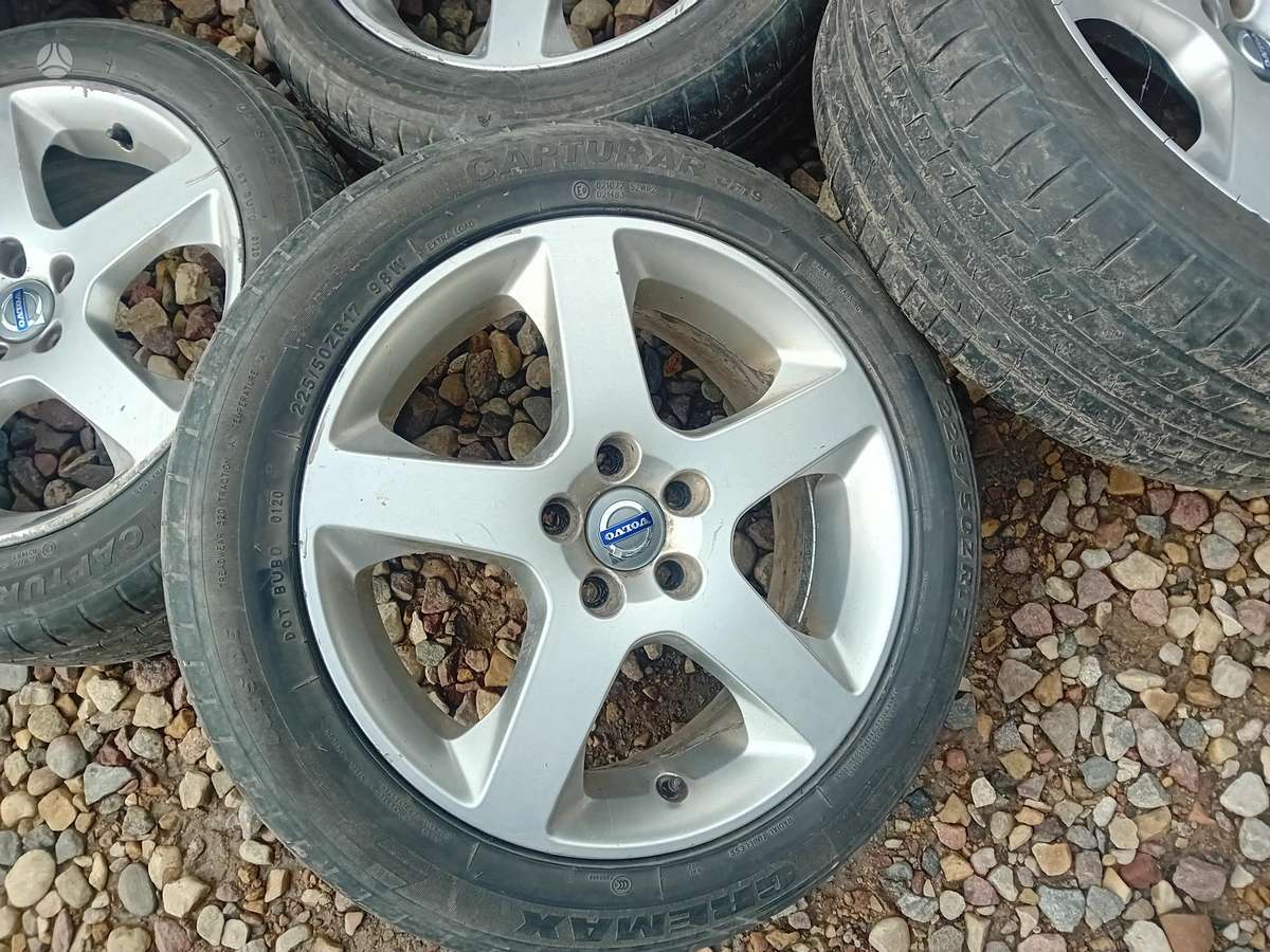 Volvo, lengvojo lydinio, R17
