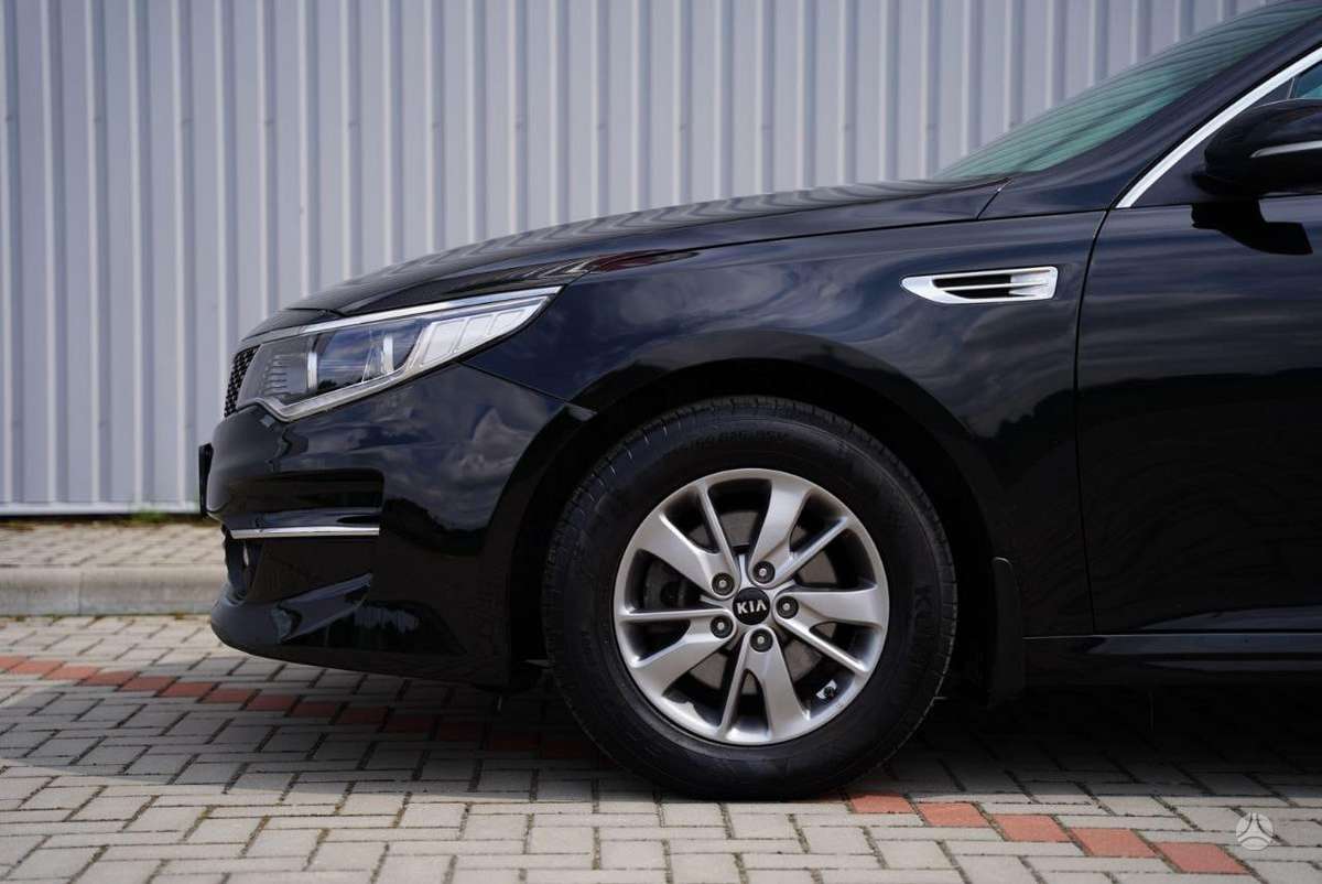 Kia Optima, 1.7 l., Седан