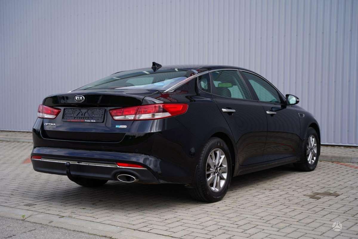 Kia Optima, 1.7 l., Седан