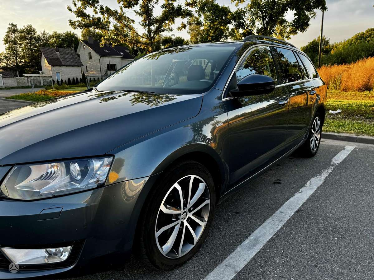 Škoda Octavia - 2