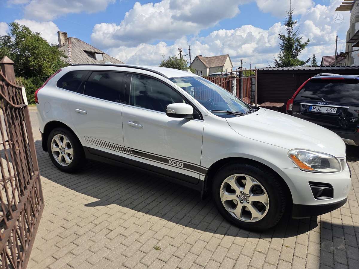 Volvo XC60 - 4