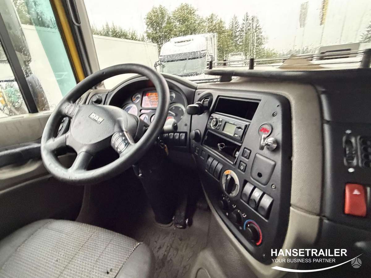 DAF FT XF105.460 Space Cab, double sleeper