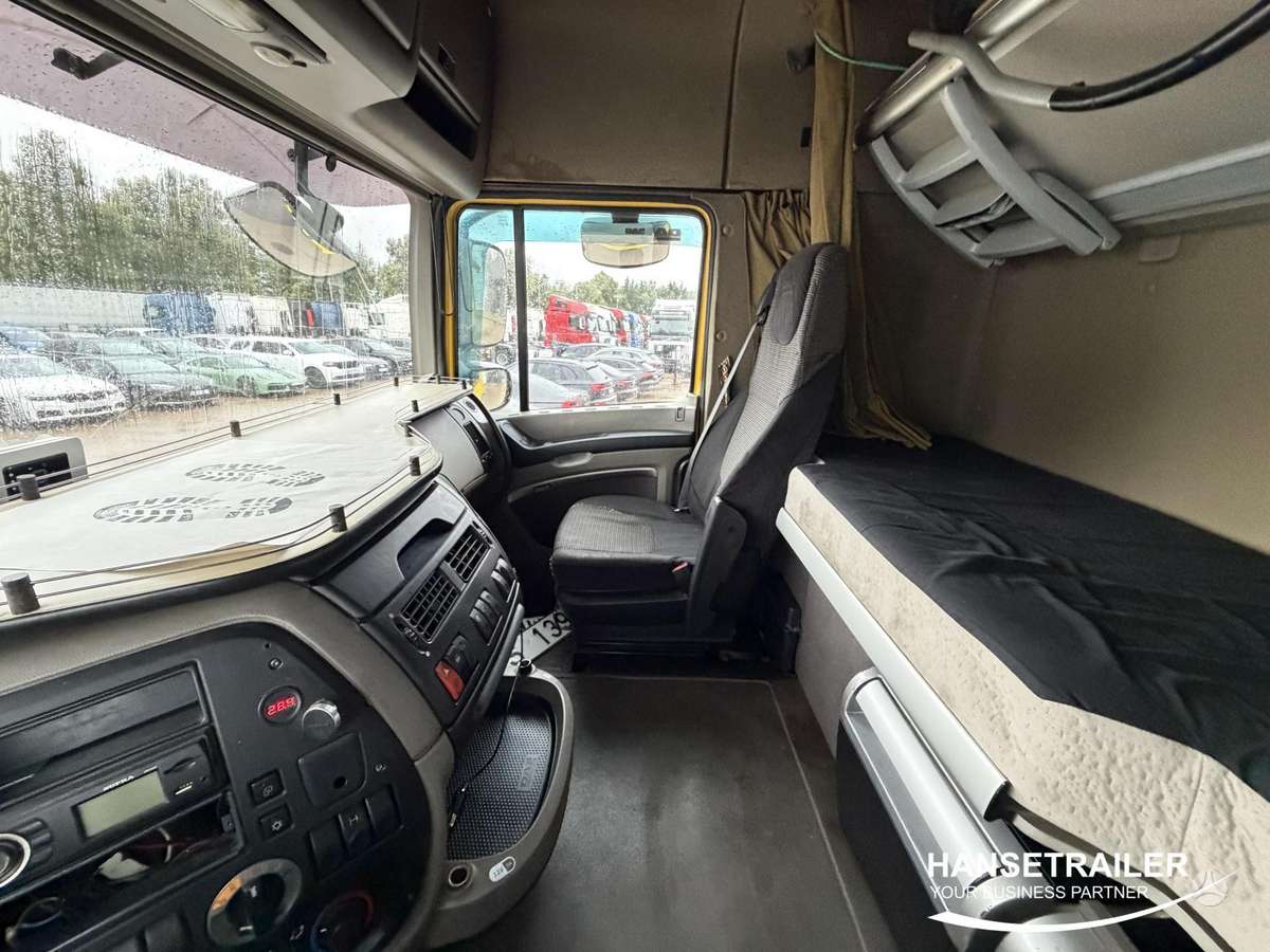 DAF FT XF105.460, double sleeper