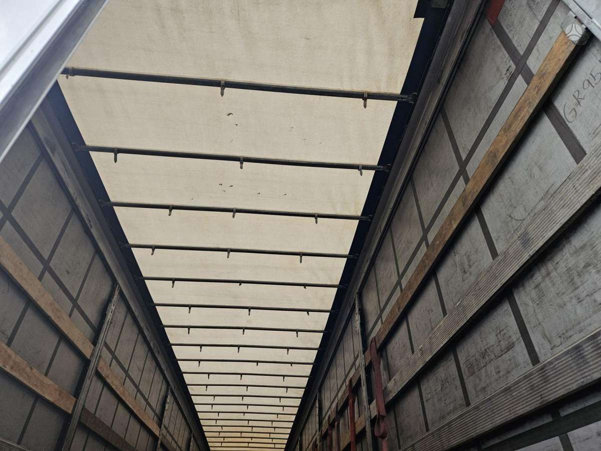 Schmitz SCB*S3T, užuolaidinės / tentinės