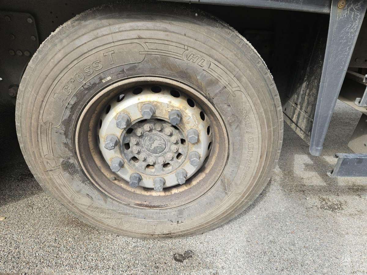 Schmitz SCB S3T, užuolaidinės / tentinės