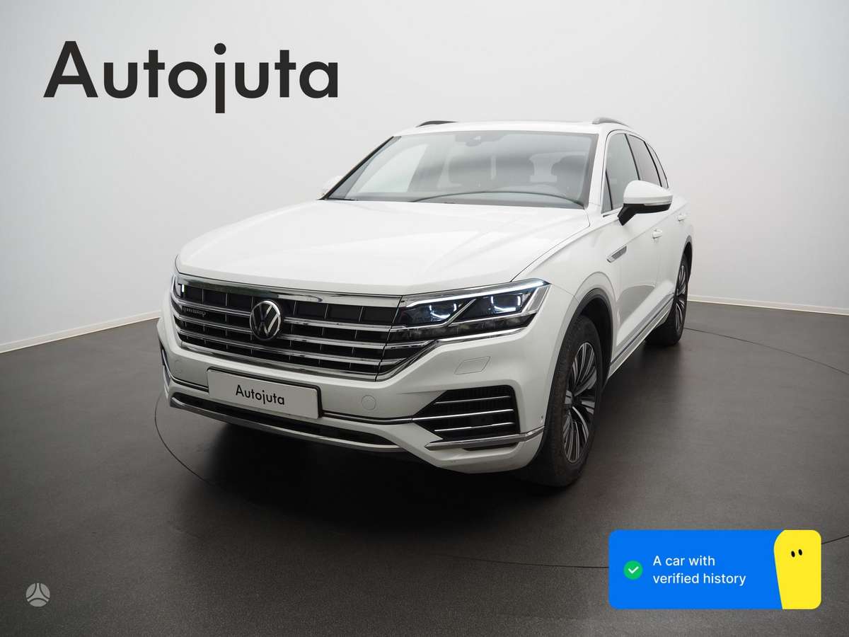 Volkswagen Touareg - 1