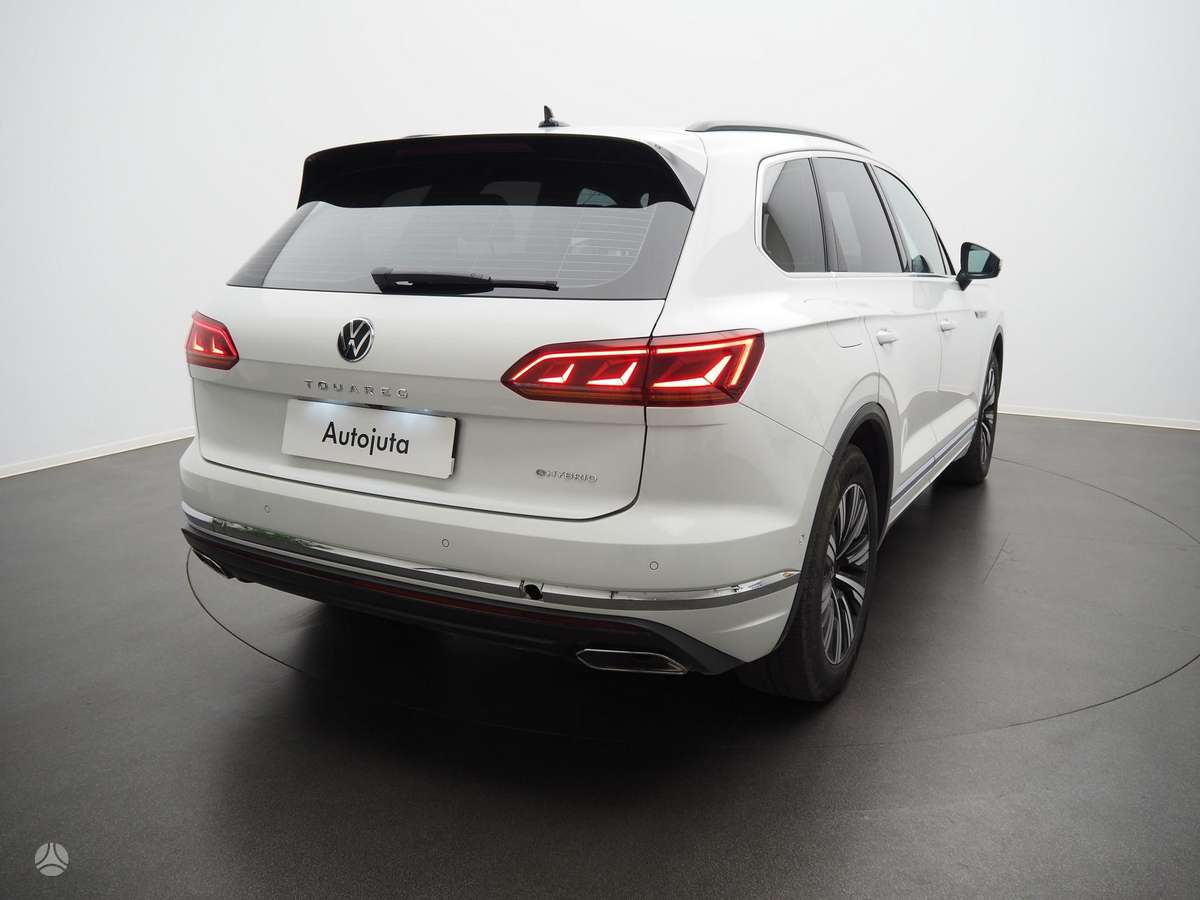 Volkswagen Touareg - 4