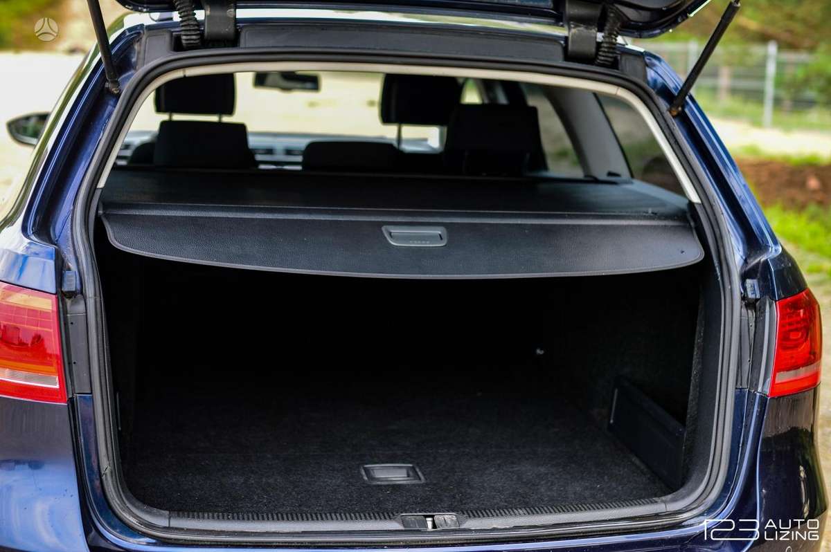 Volkswagen Passat - 7