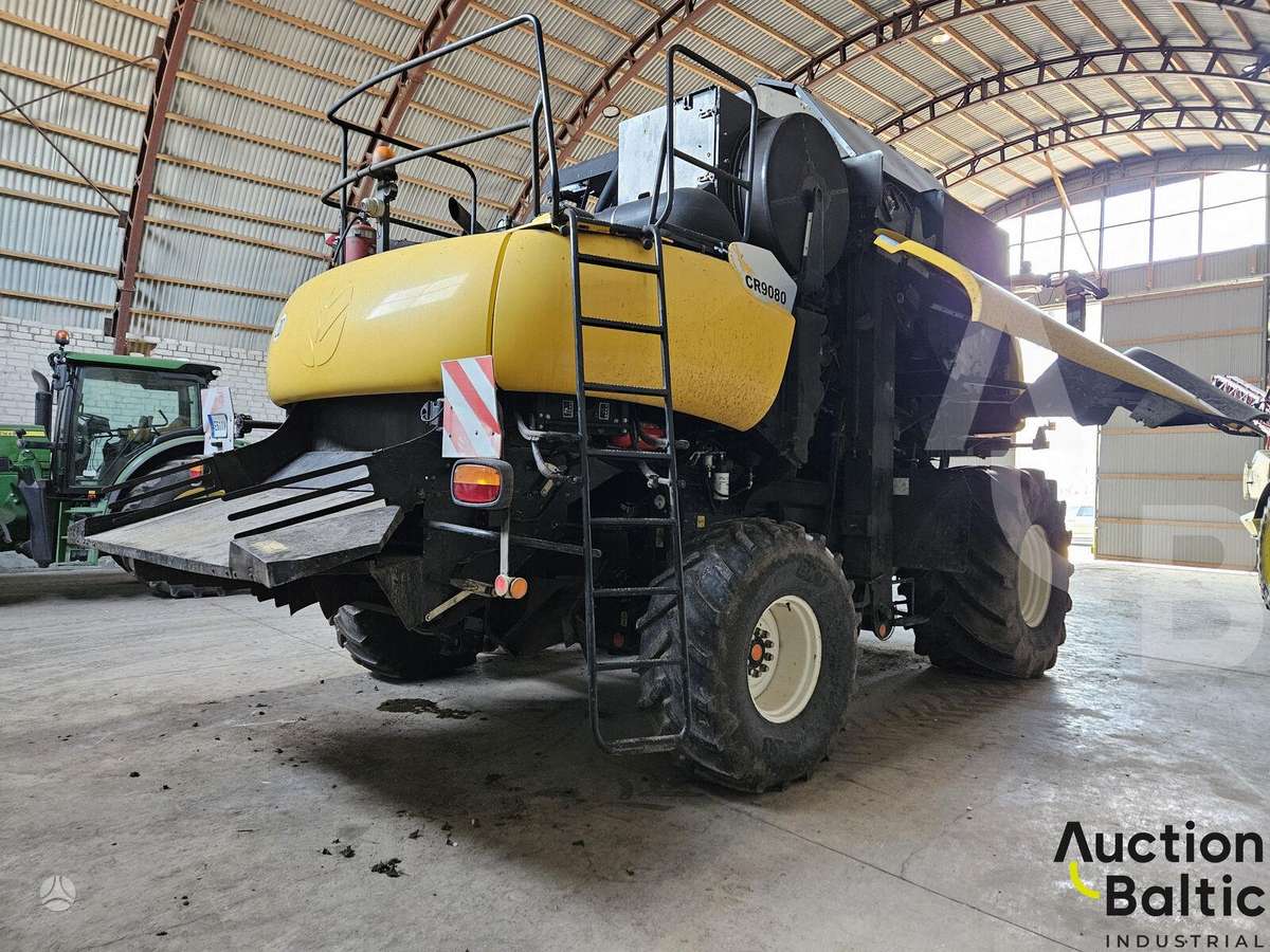 New Holland CR 9080, комбайны