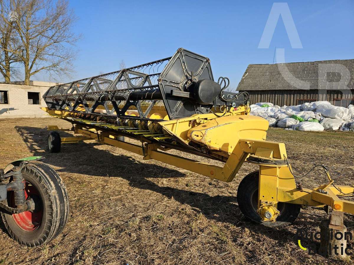 New Holland CR 9080, комбайны