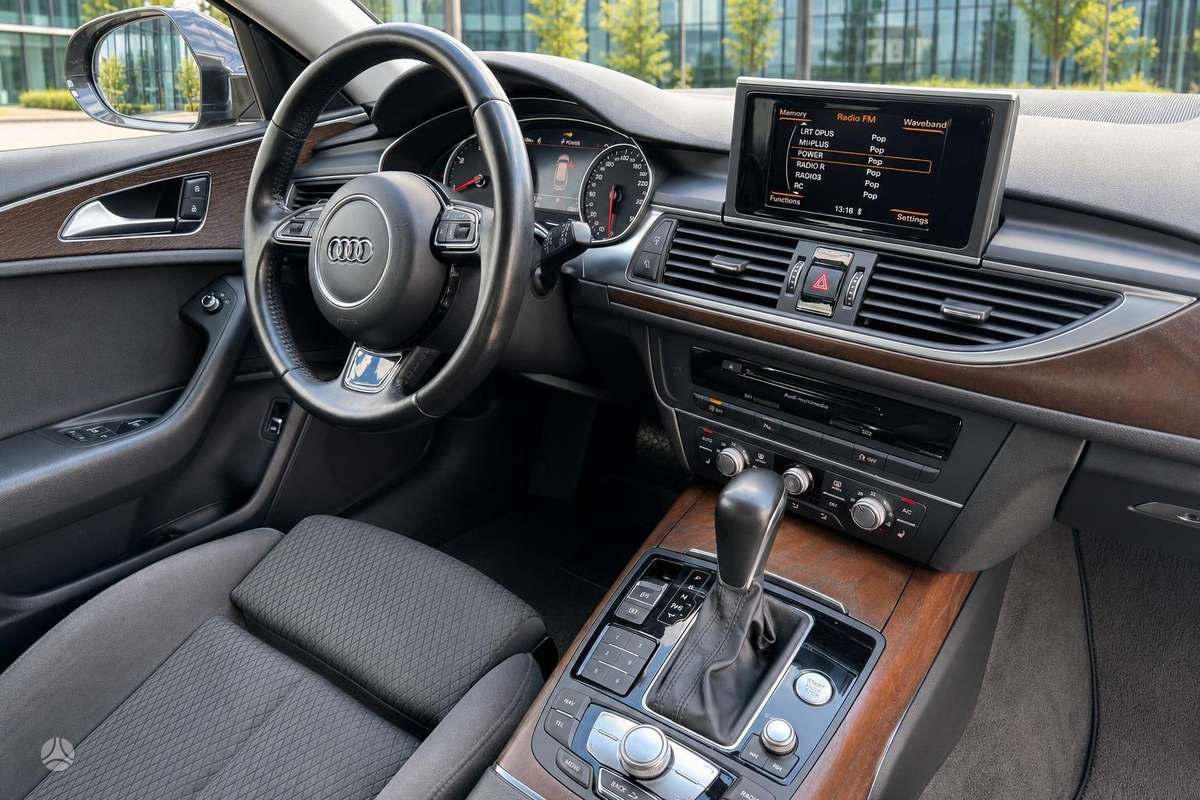Audi A6, 2.0 l., universalas