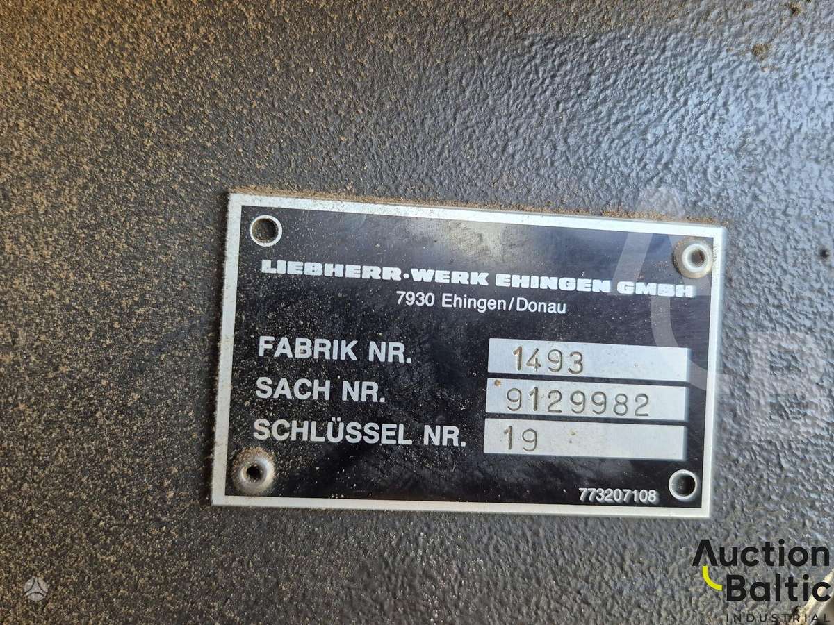 Liebherr UTM 526, autokrāni
