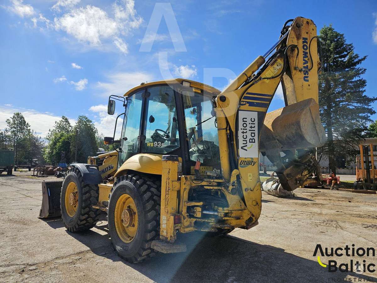 Komatsu WB93S-5E0, excavator loader