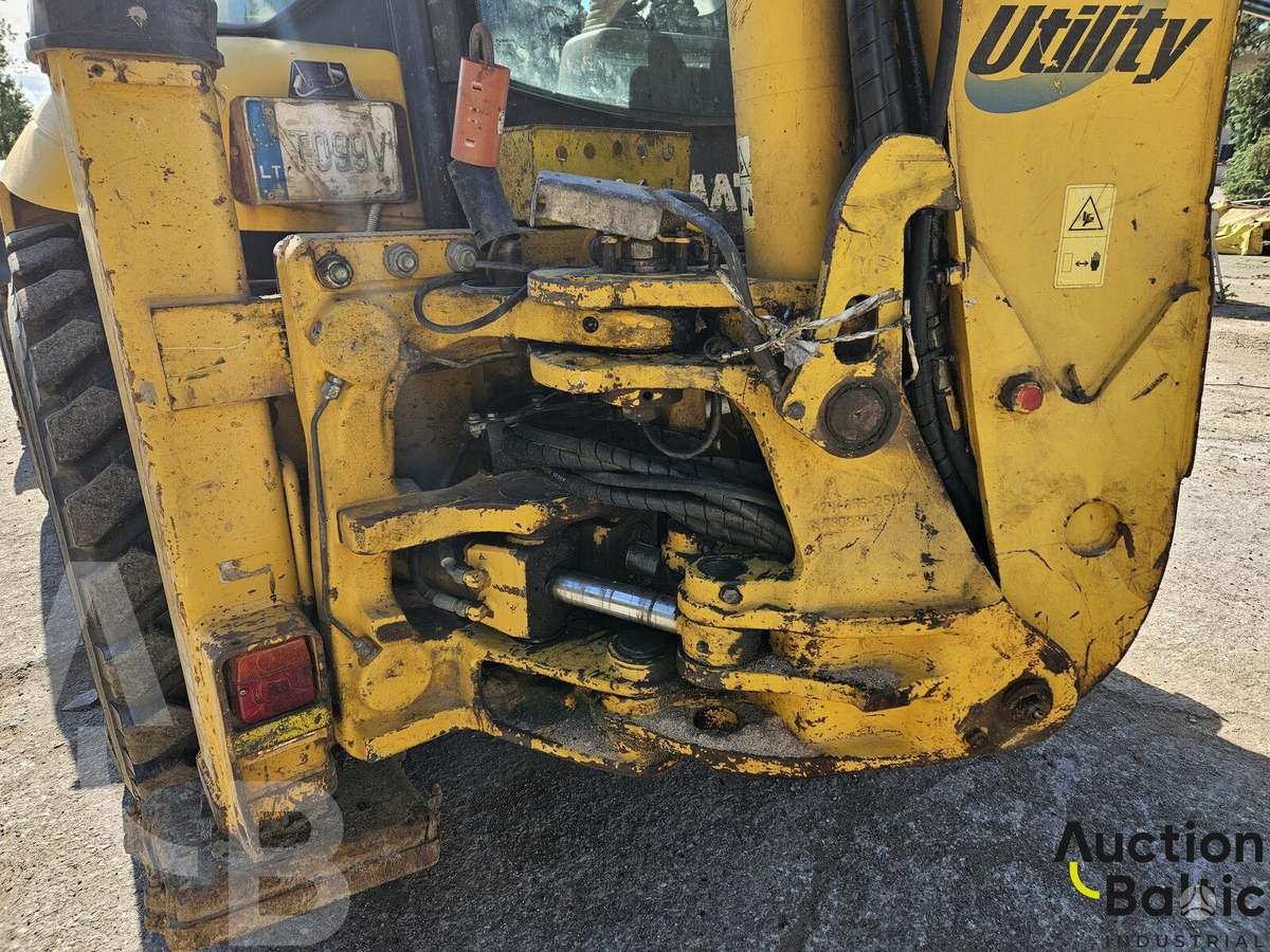 Komatsu WB93S-5E0, excavator loader