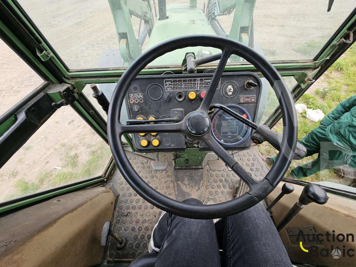 Fendt Farmer 311 LSA, tractors