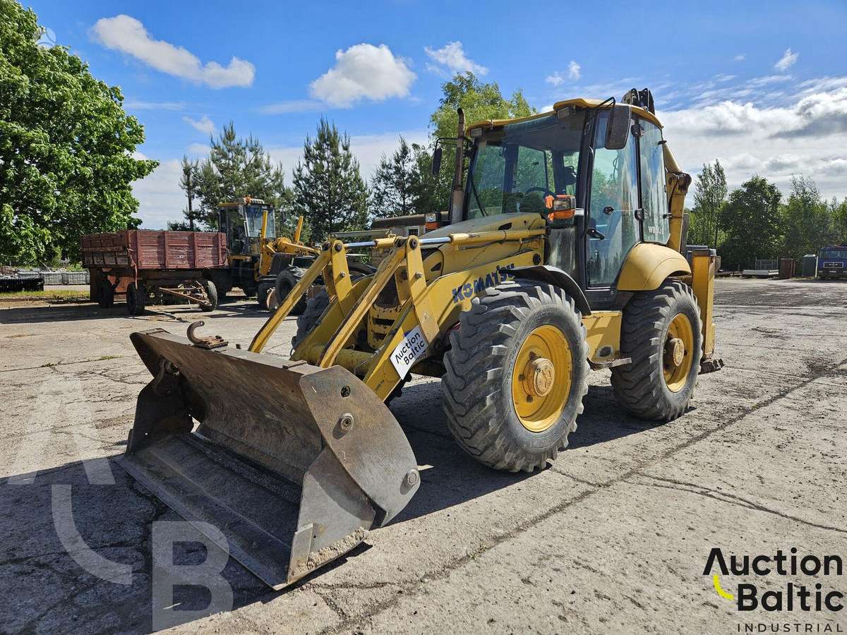 Komatsu WB93S-5, excavator loader