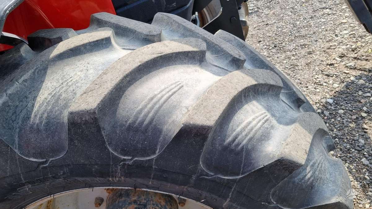 Case-IH CVX 170, traktoriai
