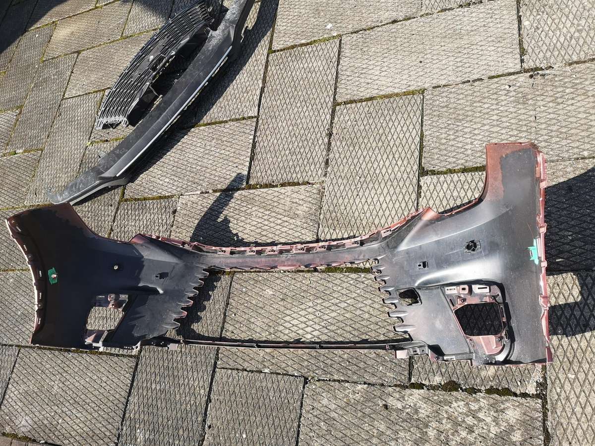 Lexus LBX apdailos detalės