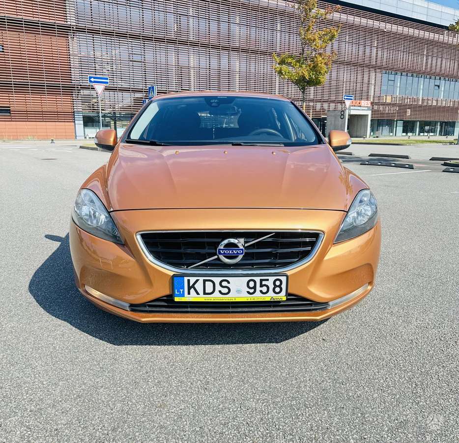 Volvo V40 - 2