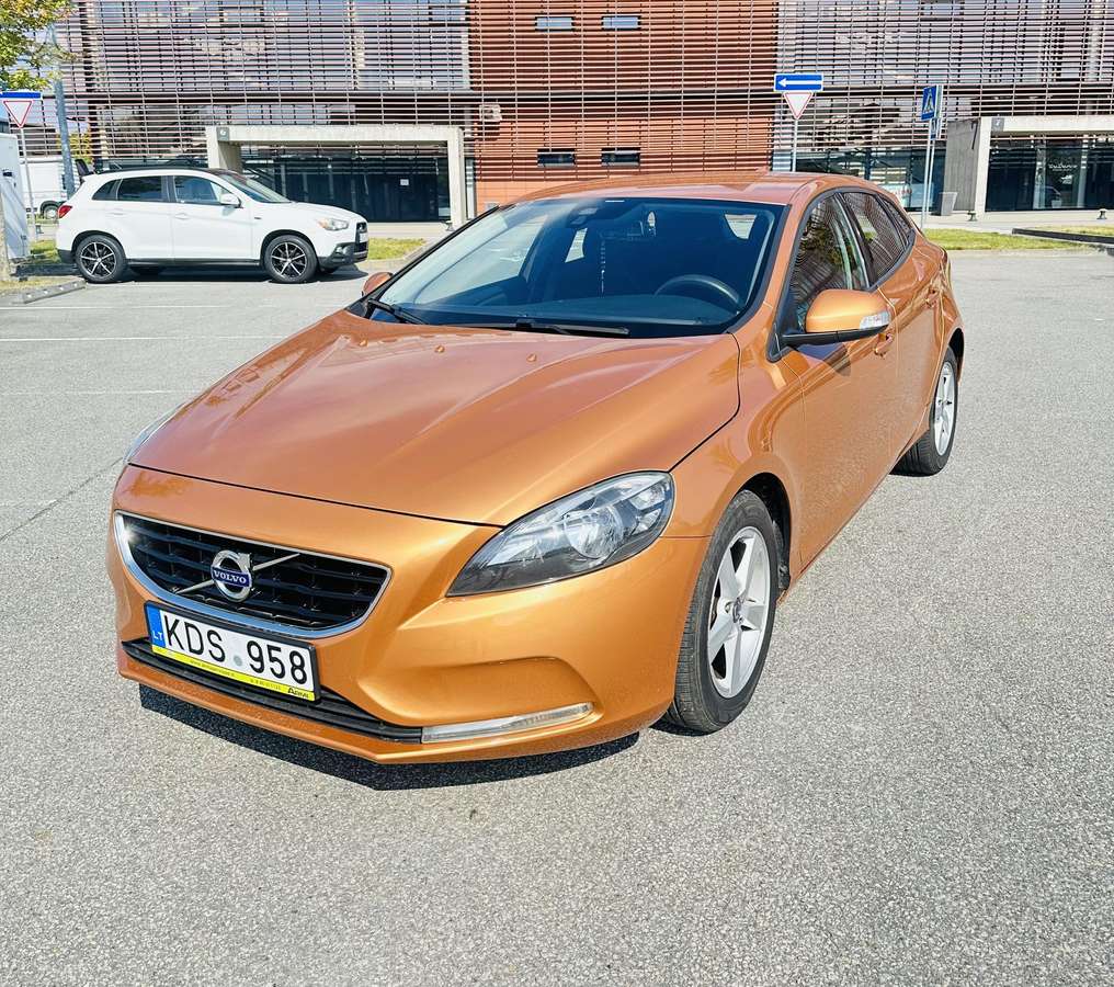 Volvo V40 - 3