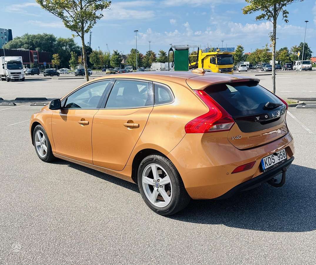 Volvo V40 - 5