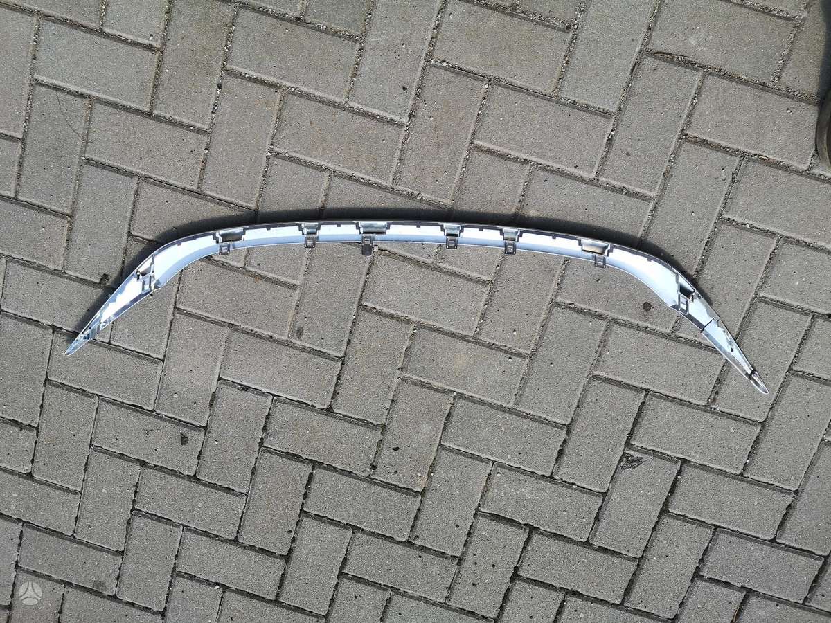 Lexus LBX apdailos detalės