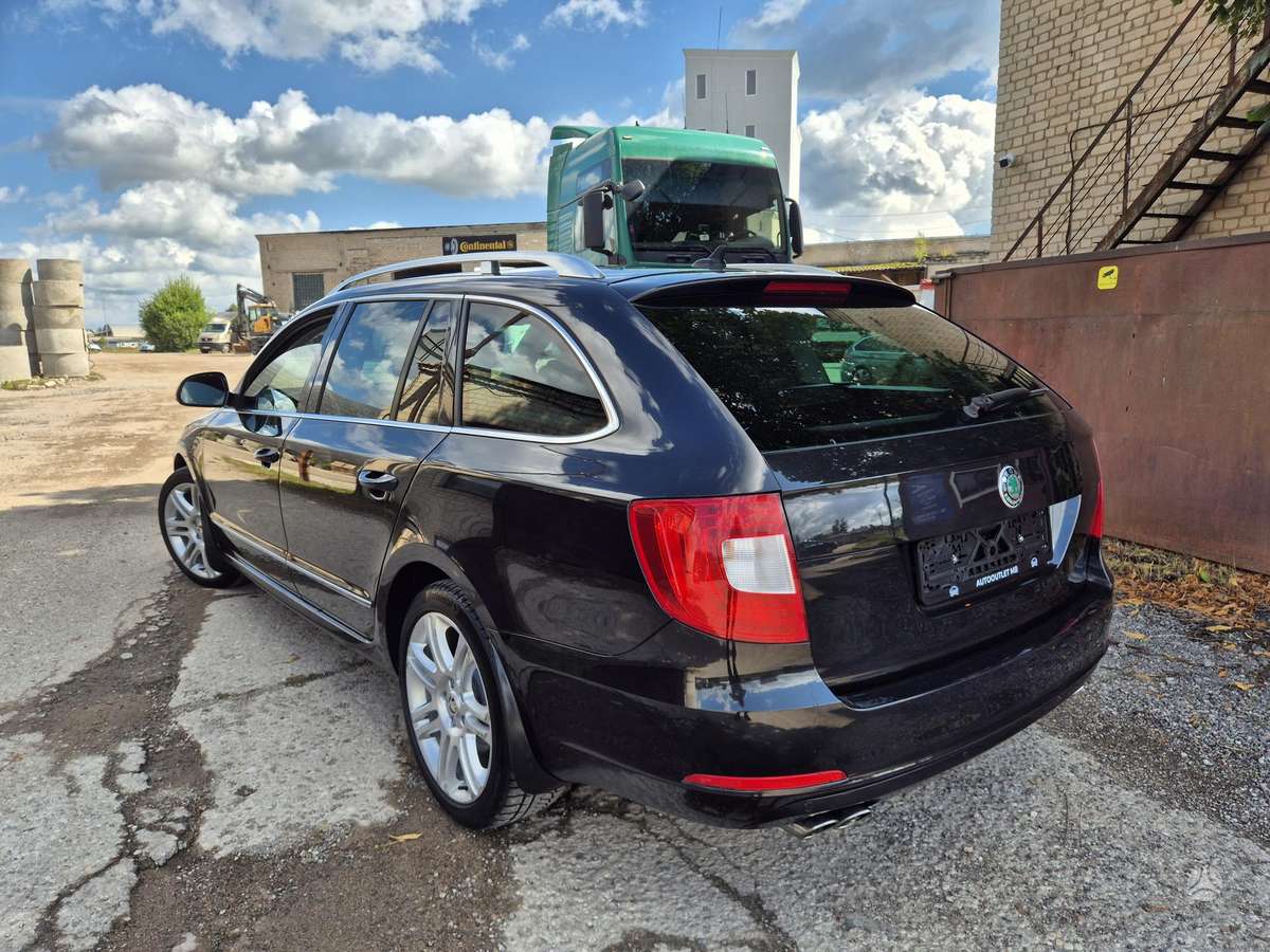 Skoda Superb, 3.6 l., Универсал