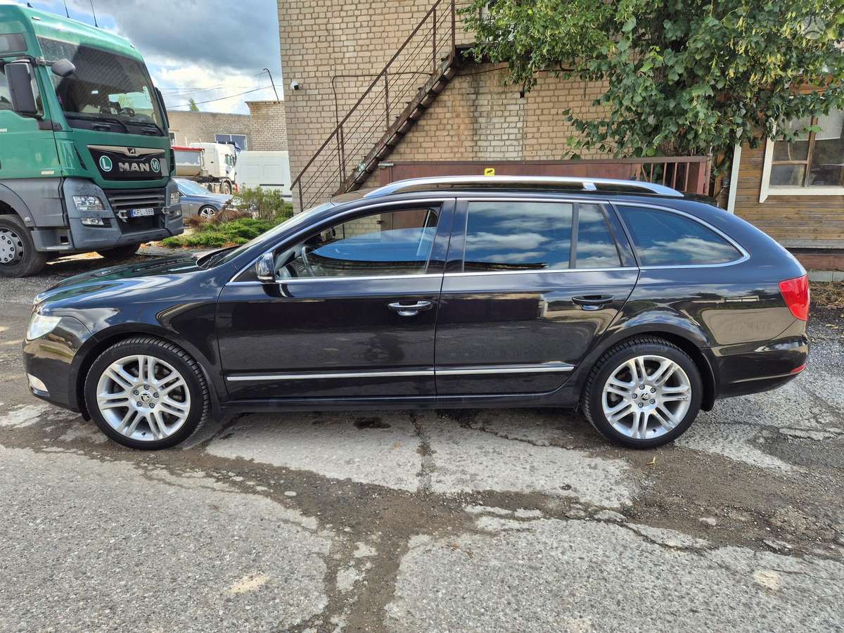 Skoda Superb, 3.6 l., Универсал