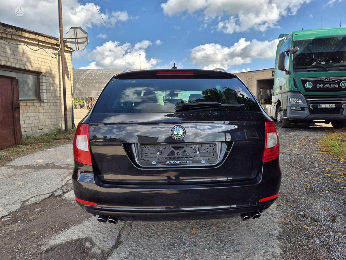 Skoda Superb, 3.6 l., Универсал