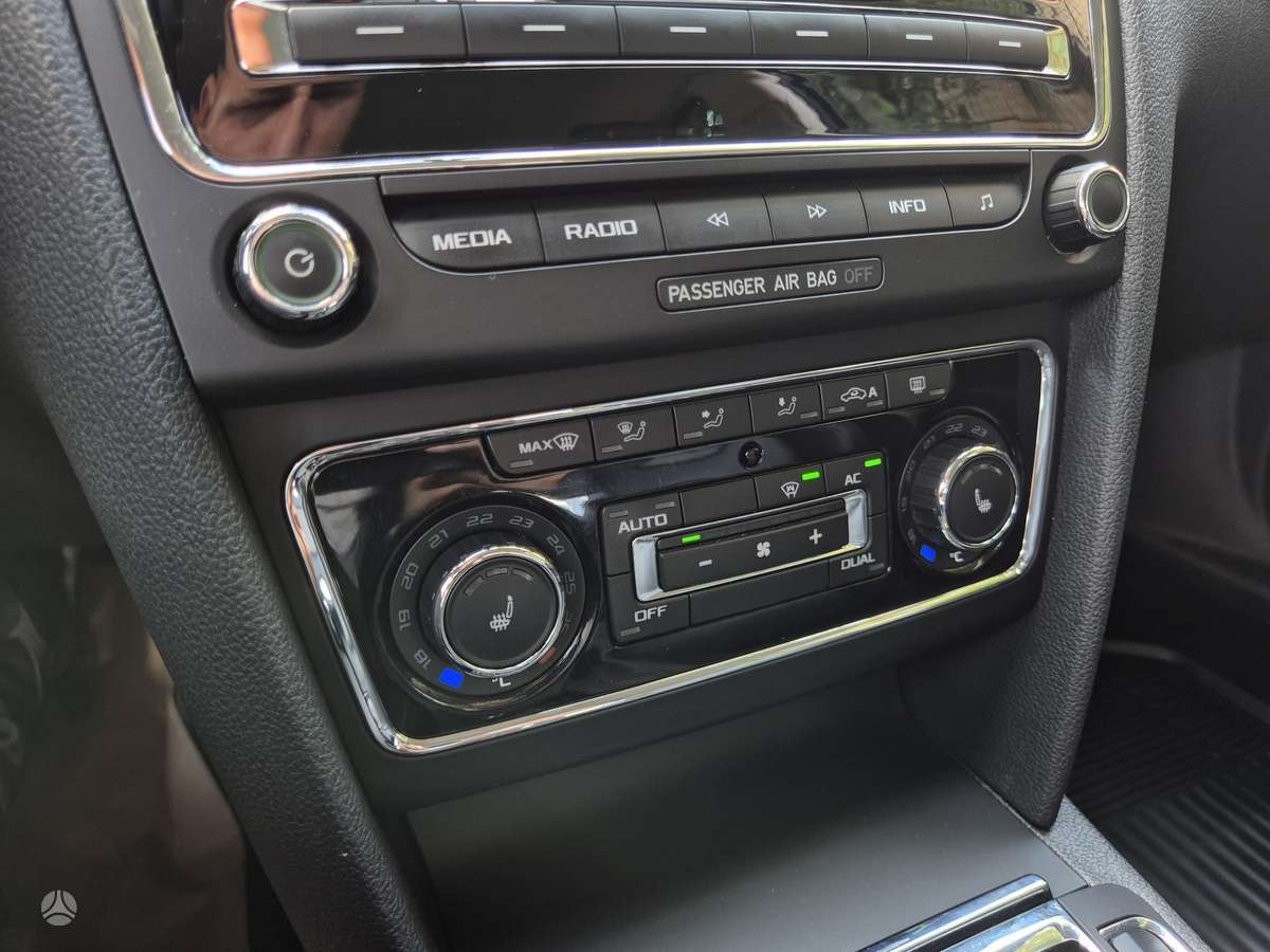 Skoda Superb, 3.6 l., Универсал