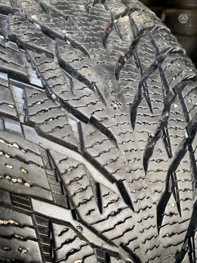 Nokian, winter 225/60 R17