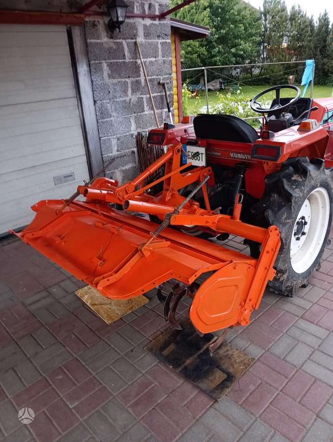 Kubota L1205, фреза