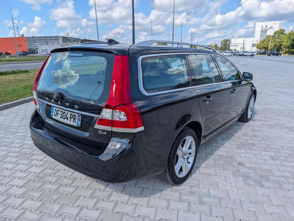 Volvo V70, 2.0 l., Универсал